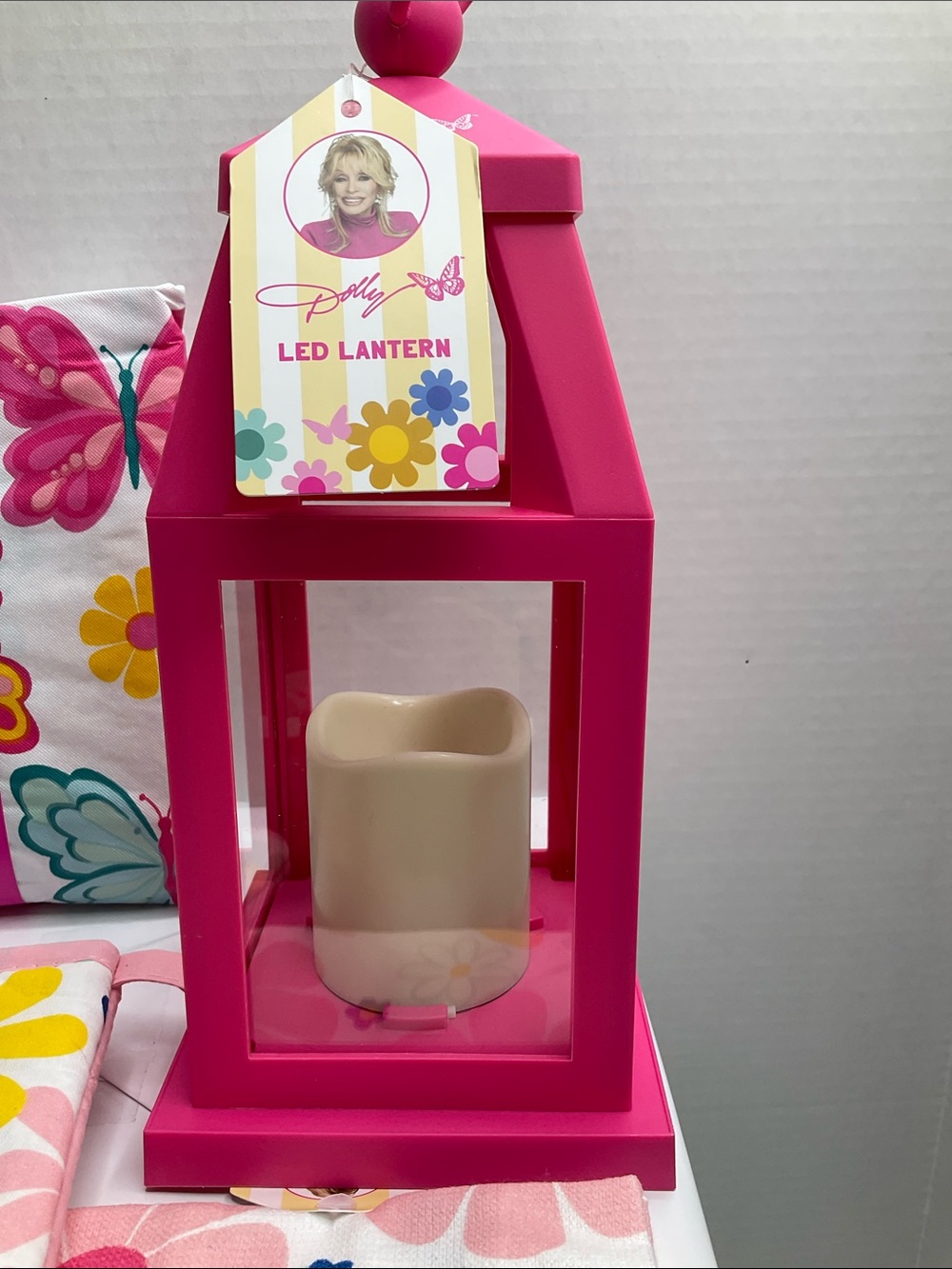 Dolly Parton LED Lantern & Floral Kitchen Set - Pink - Picture 2 of 5